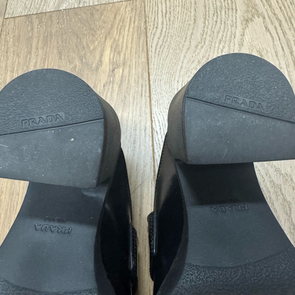 Prada Black Leather Loafers - Picture 6 of 8